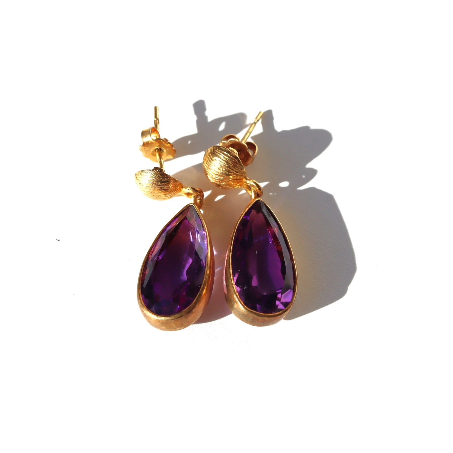 Mid Century 14k Yellow Gold 10ct Amethyst Pear Drop Pendant Earrings