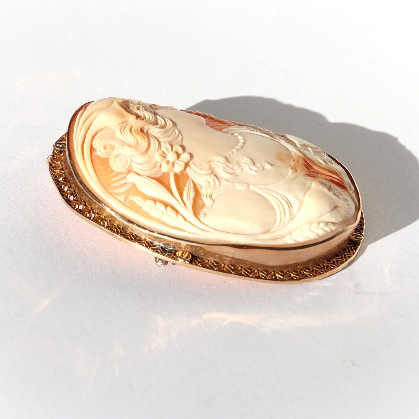 Oversize Art Nouveau 14k Gold Three Color Level Lily Flora Cameo Pendant Brooch