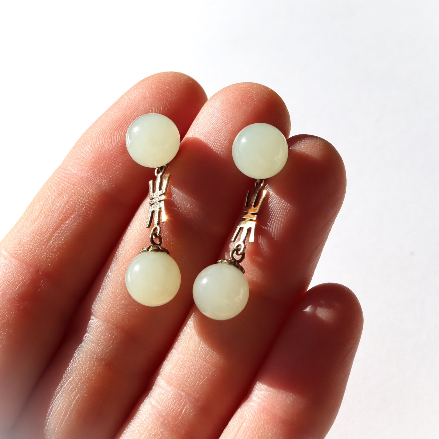 Vintage Hong Kong 14k Gold Celedon Green Jade Long Life Pendant Earrings