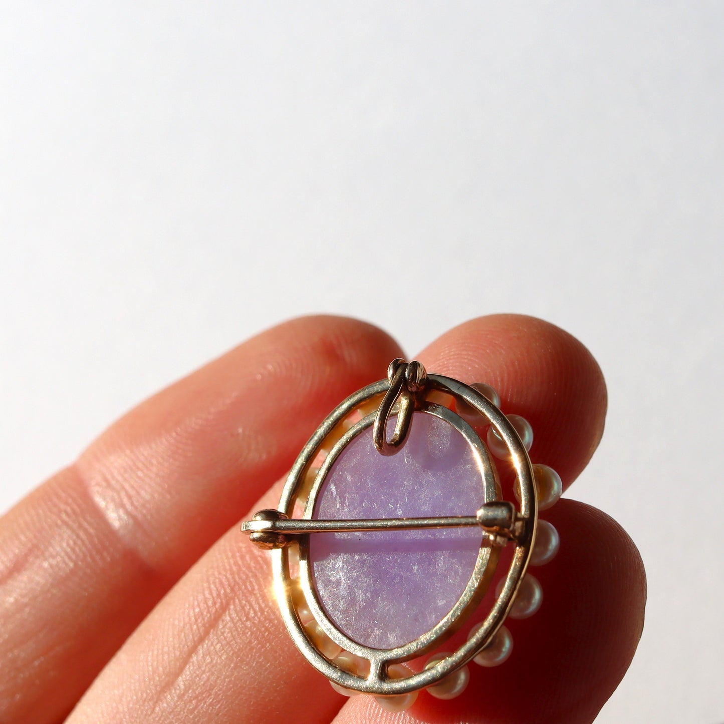Vintage 14k Gold Estate Chinese Lavender Jade and Pearl Halo Pendant Brooch