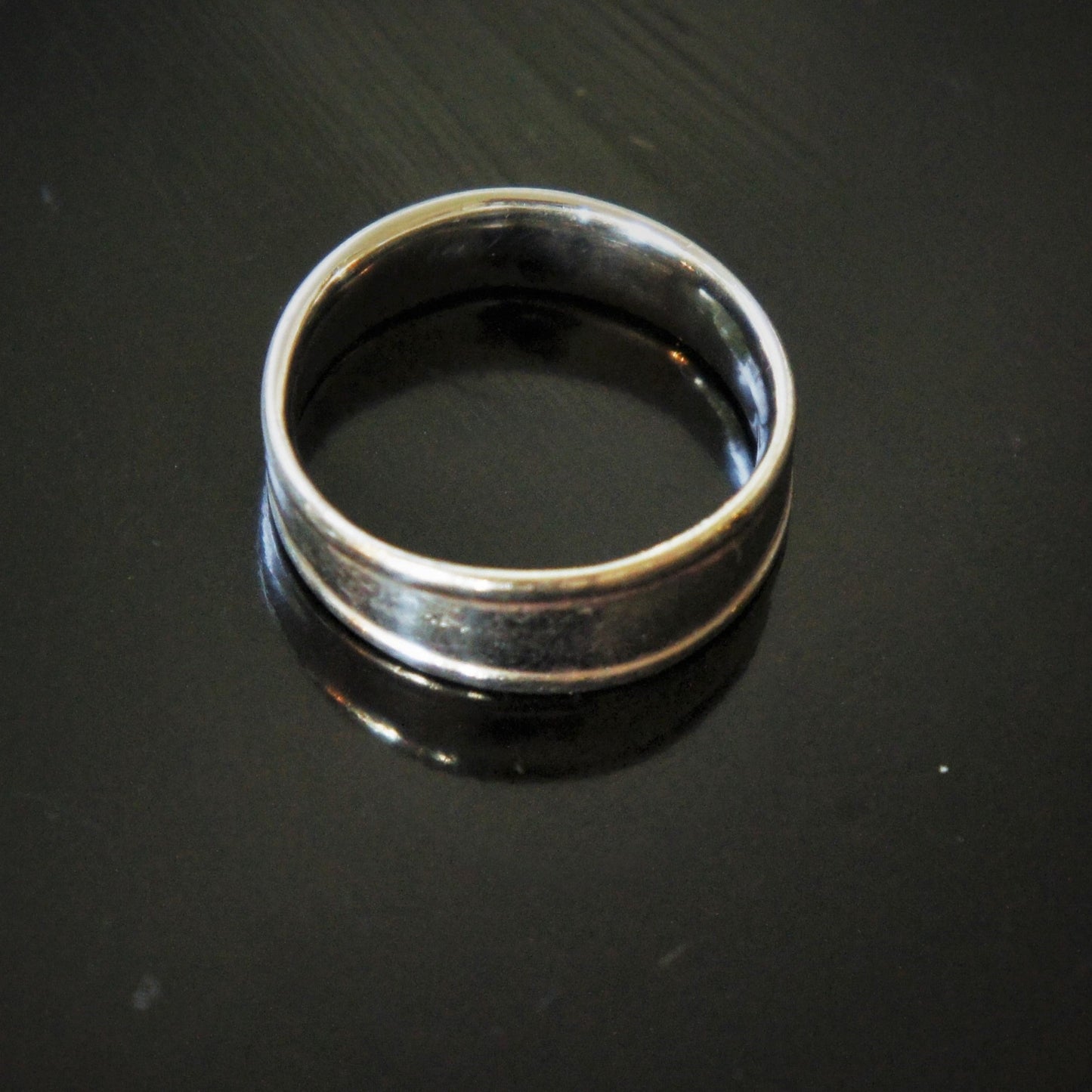 Estate Studio Artisan Contemporary 18k White Gold Itali Lambertini Ring Band sz