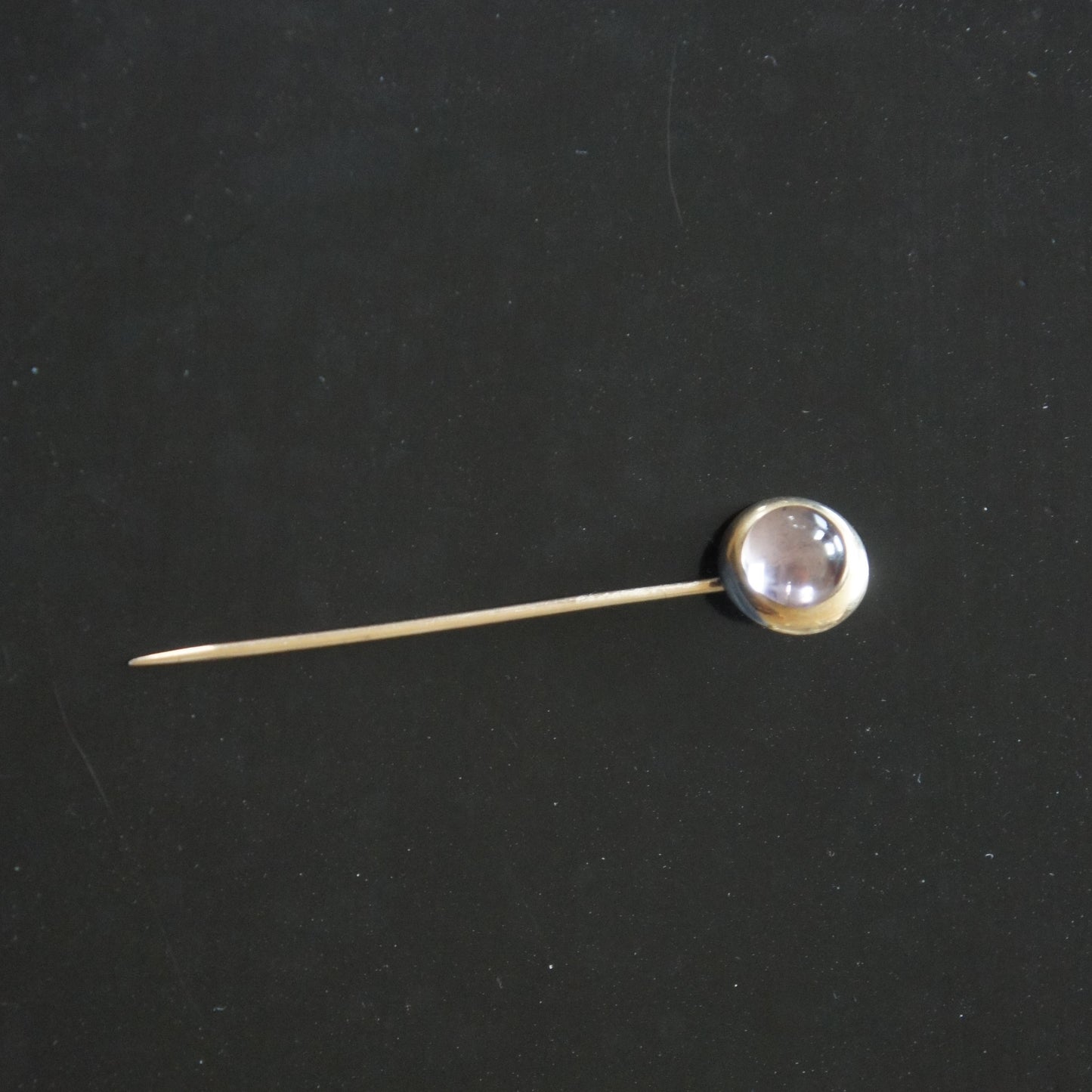 Art Deco 14k Yellow Gold Cabochon Amethyst Quartz Stick Cravat Pin