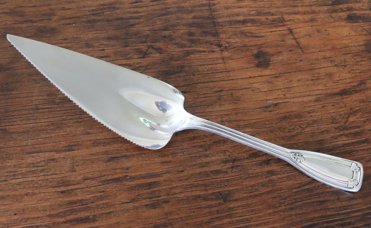 Vintage Tiffany and Co Sterling Silver Pie Pastry Knife Server St Dunstan Pattern 1909