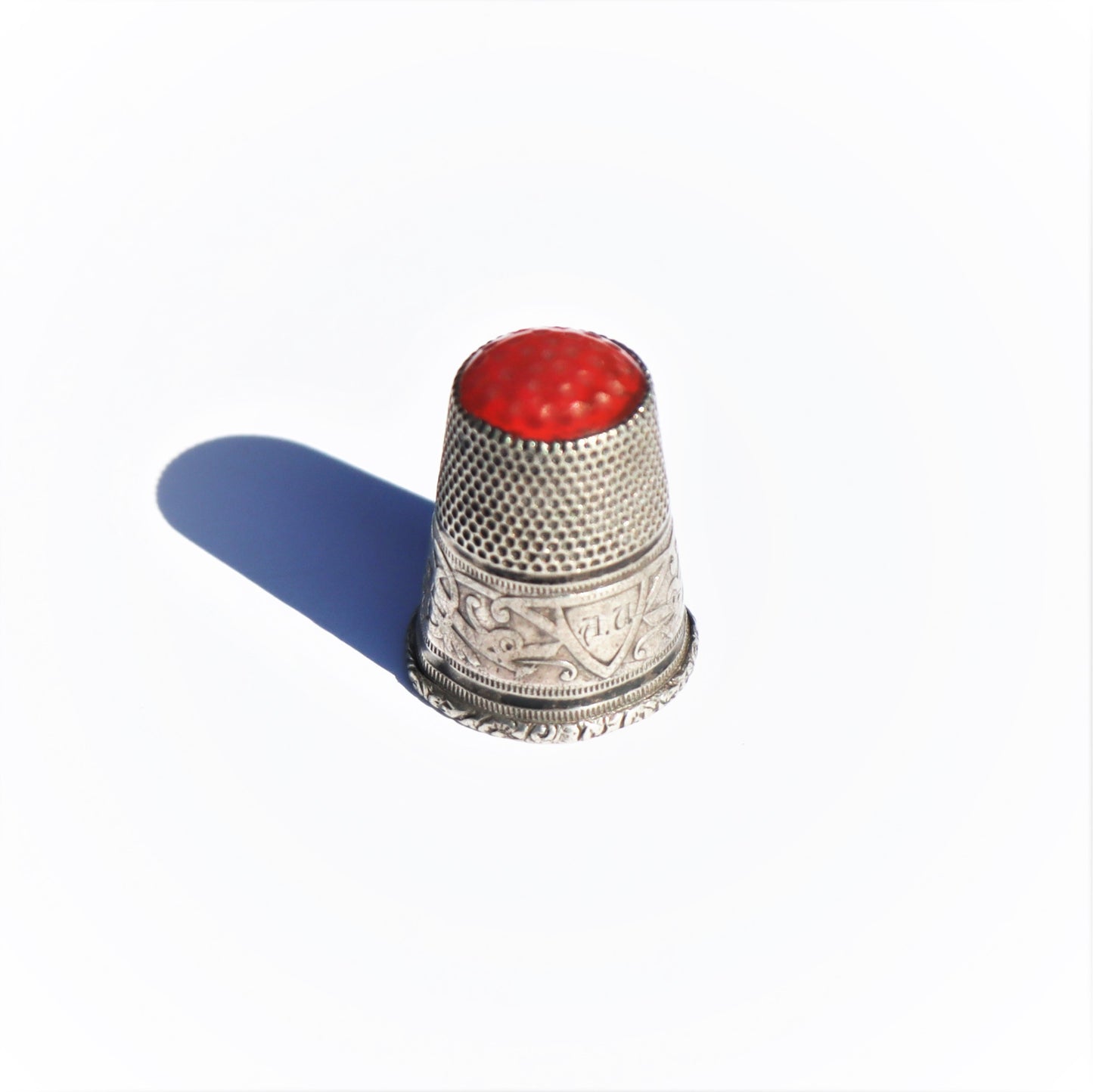 Vintage Scandinavian Celtic Knot Dragon Motif Carnelian Jansen Prydz Silver Thimble
