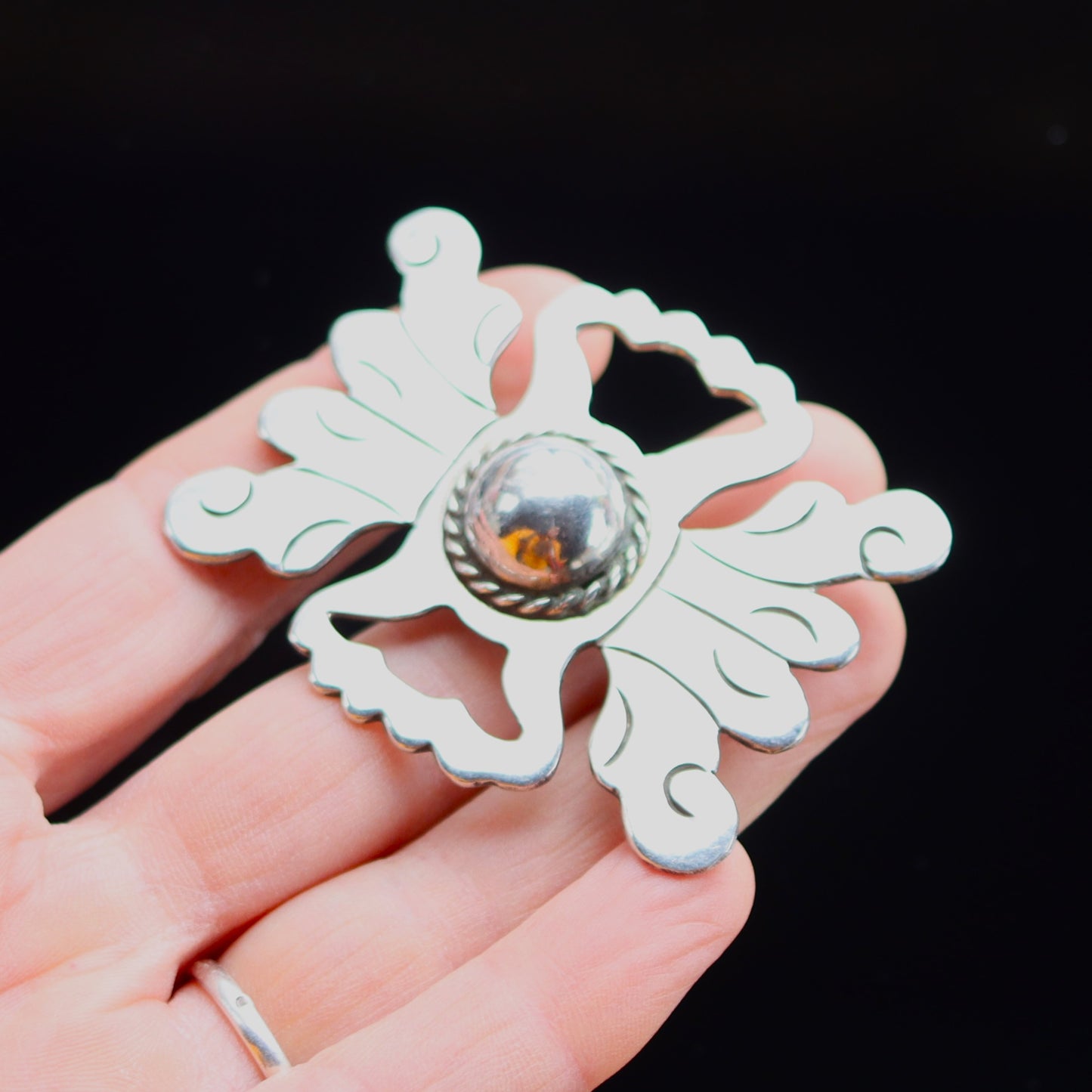 Late Art Deco Sterling Silver Oversize Mexico Pre Hispanic Brooch c1940-50