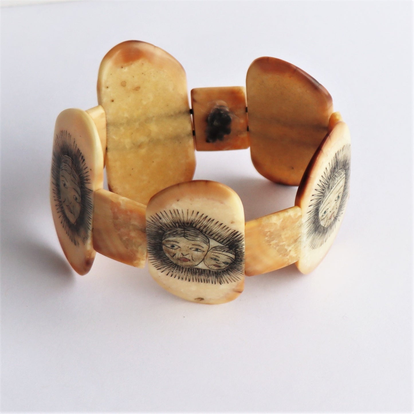 Vintage Inupiat Scrimshaw Bracelet Tom Menadelook Diomede Alaska