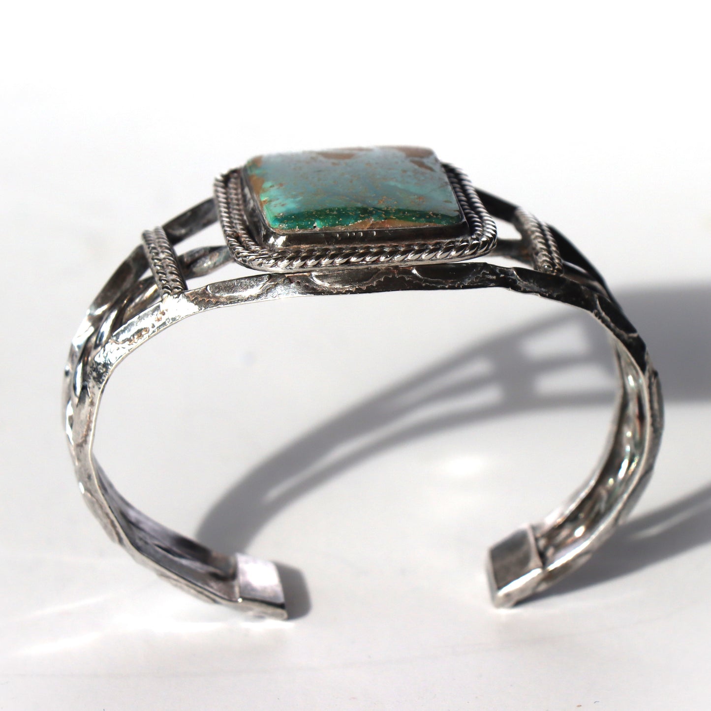 Gorgeous Vintage Navajo Sterling Silver Sand Cast Twist Turquoise Cuff Bracelet