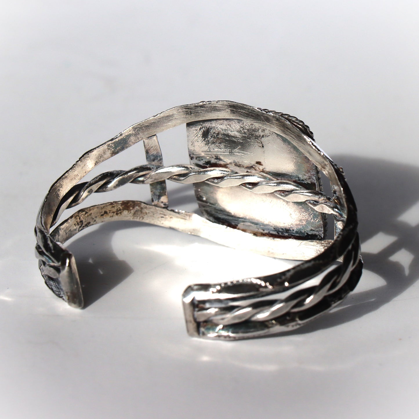 Gorgeous Vintage Navajo Sterling Silver Sand Cast Twist Turquoise Cuff Bracelet
