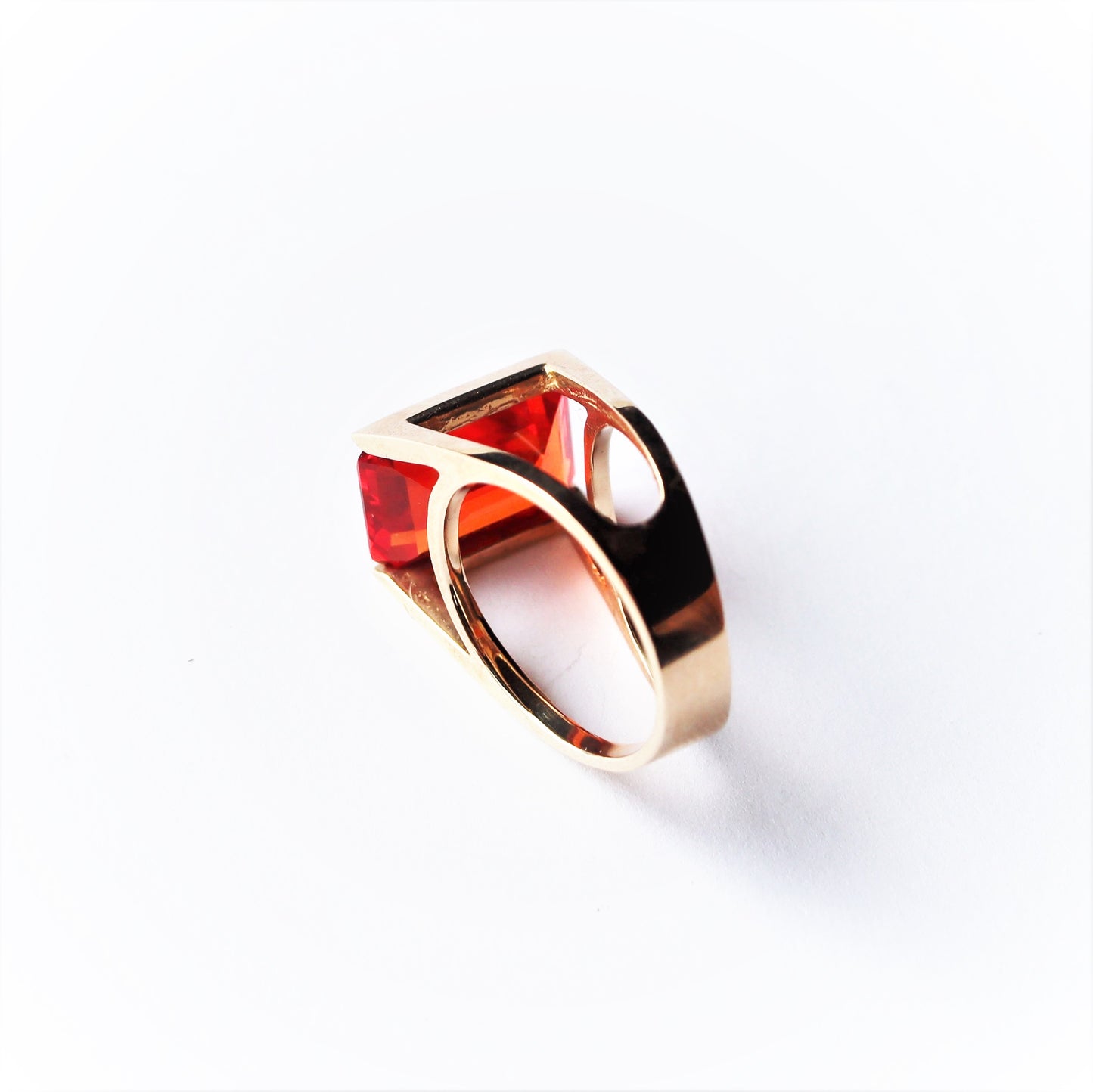 Vintage 10k Gold Orange Lab Sapphire Signed CID Clyde Duneier Cocktail Ring sz7