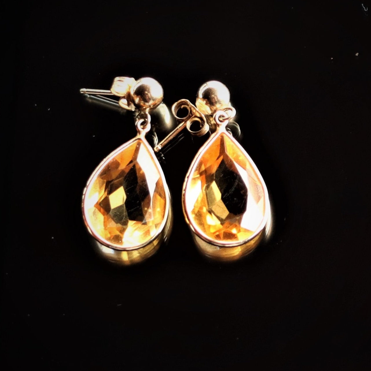Estate 14k Gold Citrine Pear Shaped Pierced Drop Pendant Earrings