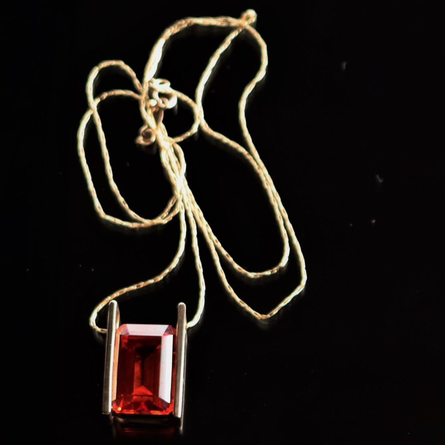 Vintage 10k Gold Orange Lab Created Sapphire CID Clyde Duneier Pendant Necklace