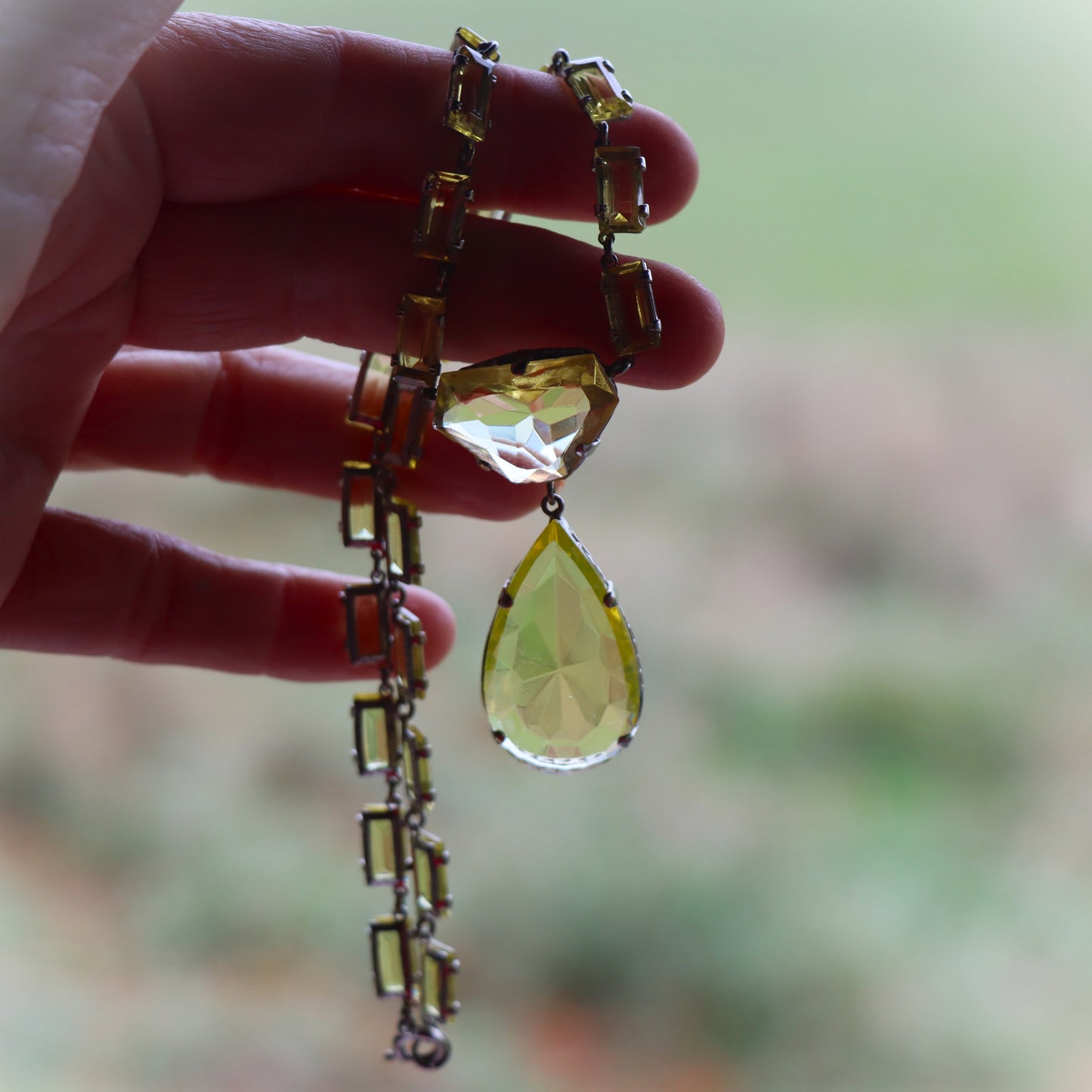 Art Deco Czechoslovakian Rhodium Plate Uranium Vaseline Glass Necklace c1930