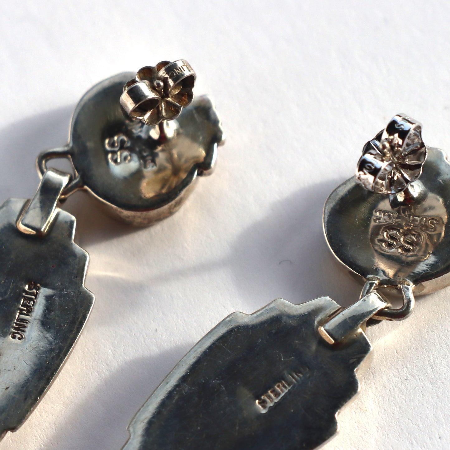 Vintage Southwest Zuni Tigers Eye Jasper Onyx Inlaid Silver Star Dangle Pierced Earrings