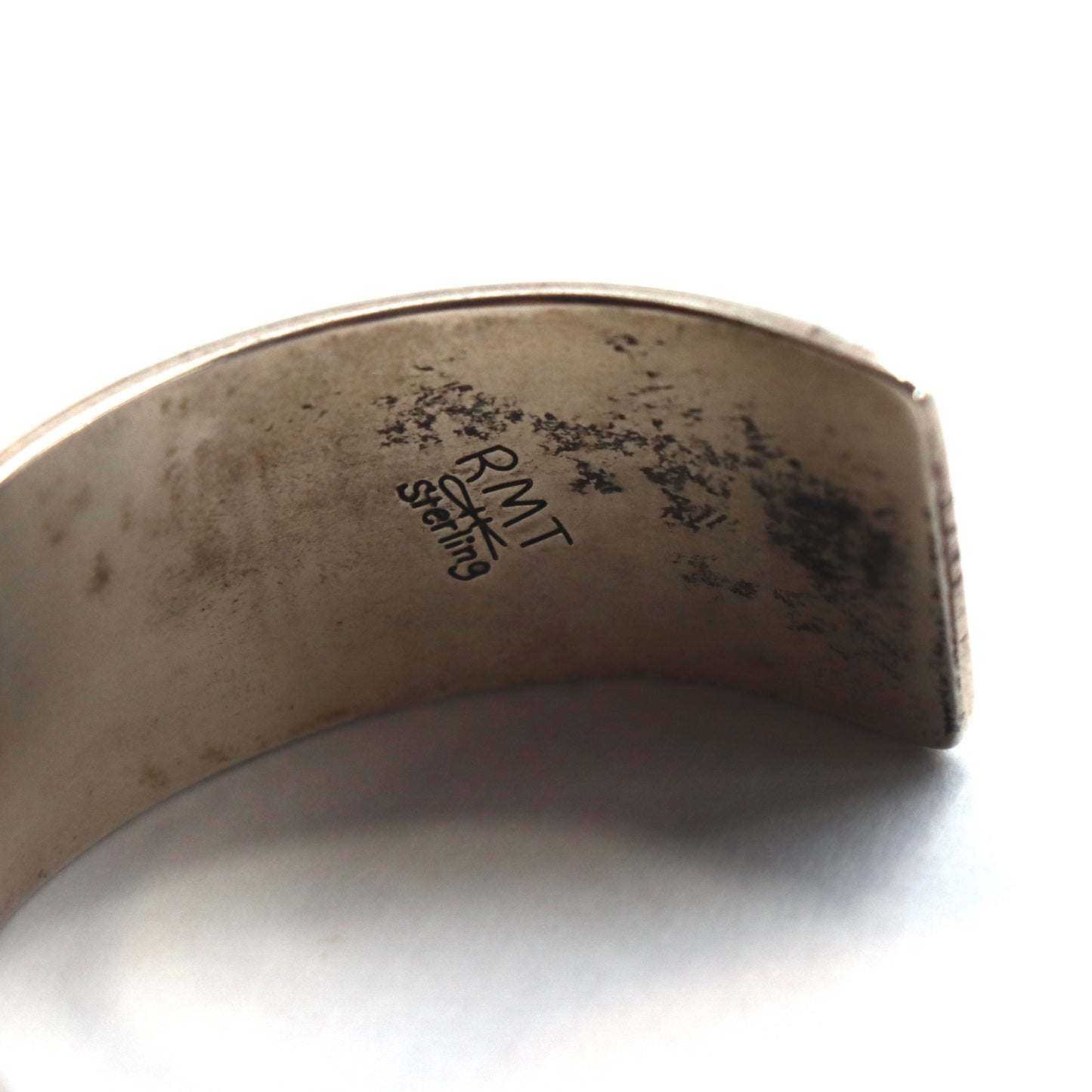 Vintage Signed Roderick Tenorio Navajo Sterling Silver Bear Fetish Motif Storyteller Cuff Bracelet
