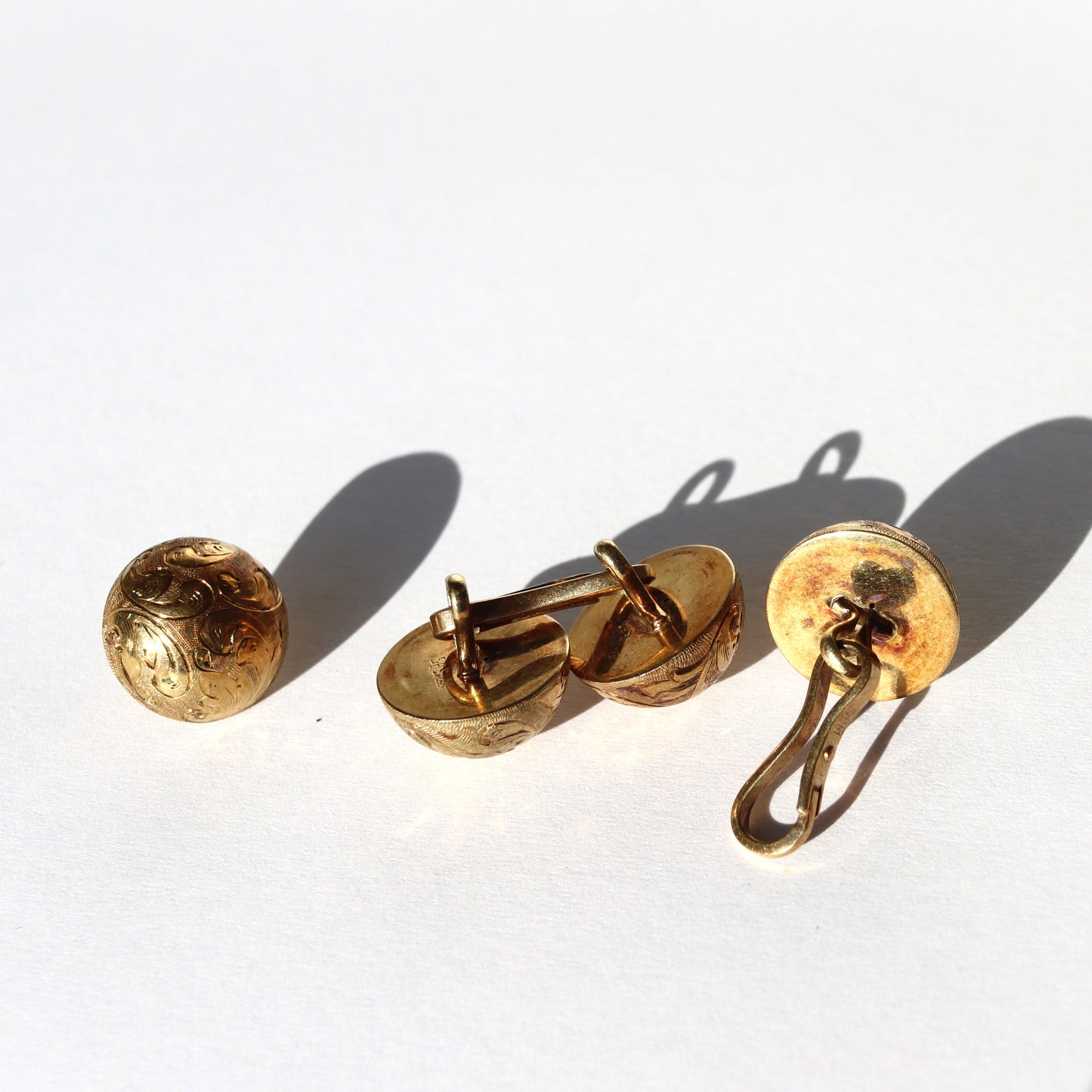 Art Nouveau 585 14k Yellow Gold Half Dome Scrollwork Cufflinks Buttons c1900