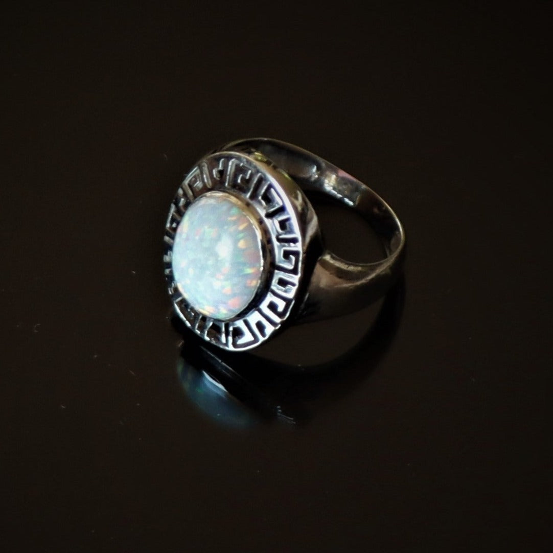 Vintage 14k White Gold 2ct White Cabochon Opal Pinky Signet Ring sz6