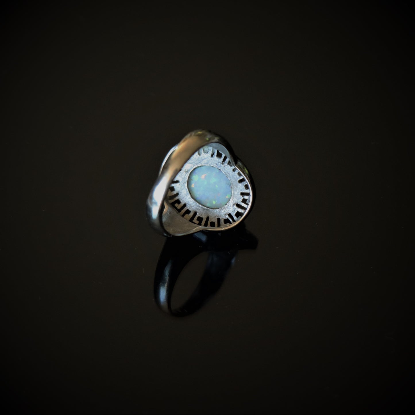 Vintage 14k White Gold 2ct White Cabochon Opal Pinky Signet Ring sz6
