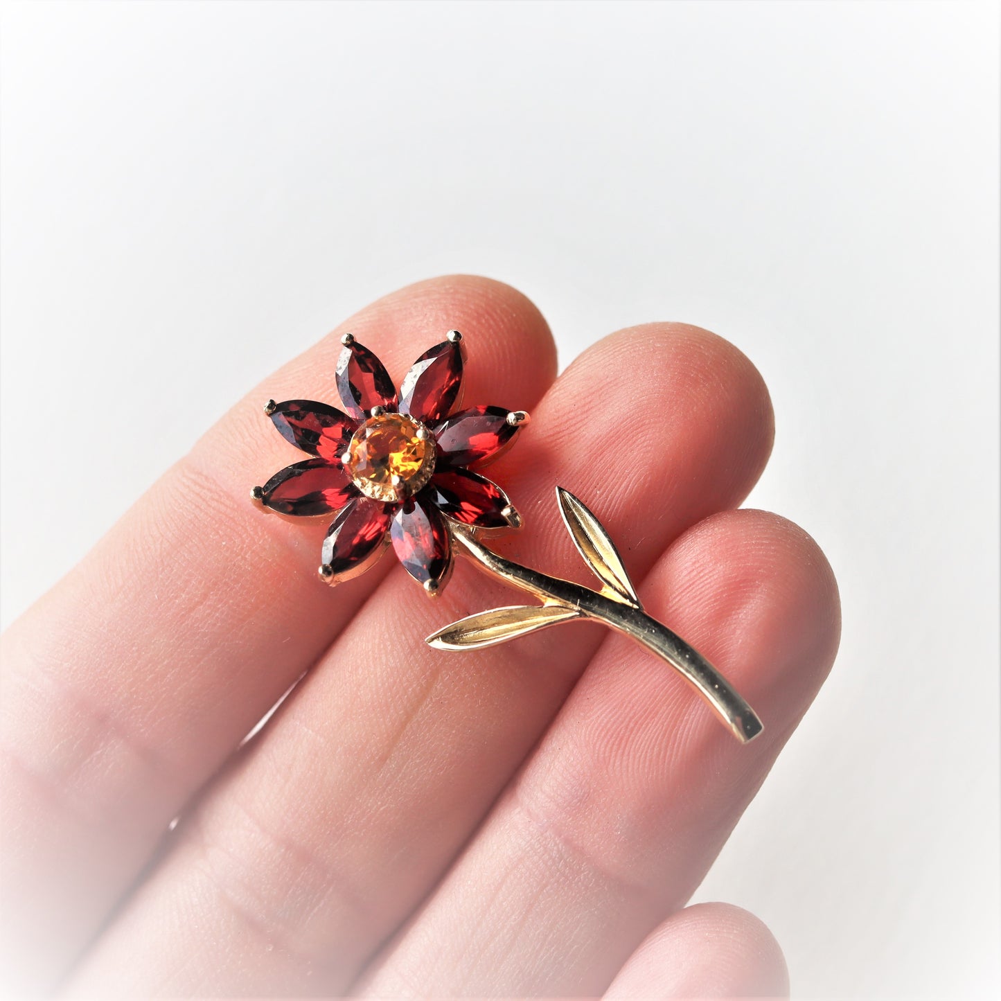 Estate 14k Gold Garnet Citrine Daisy Flower Brooch Atlantic Jewelry Co