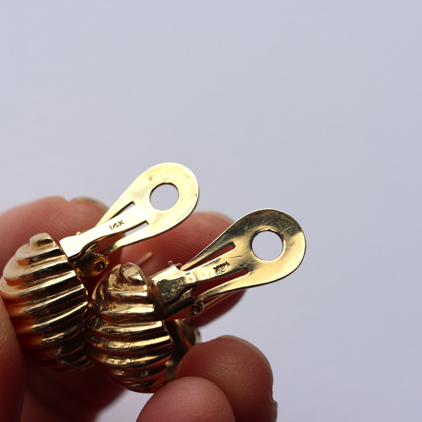 Estate Pair 14k Gold Stylized Shell Pierced Hinged Back Semi Hoop Earrings