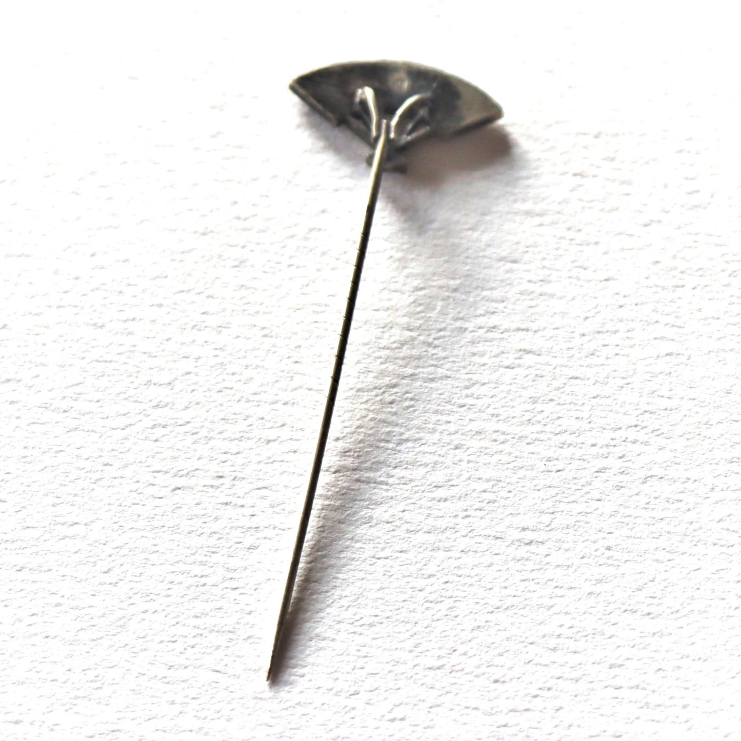 Art Nouveau Silver Japanese Abalone Hand Painted Birds Flowers Fan Signed Cravat Pin