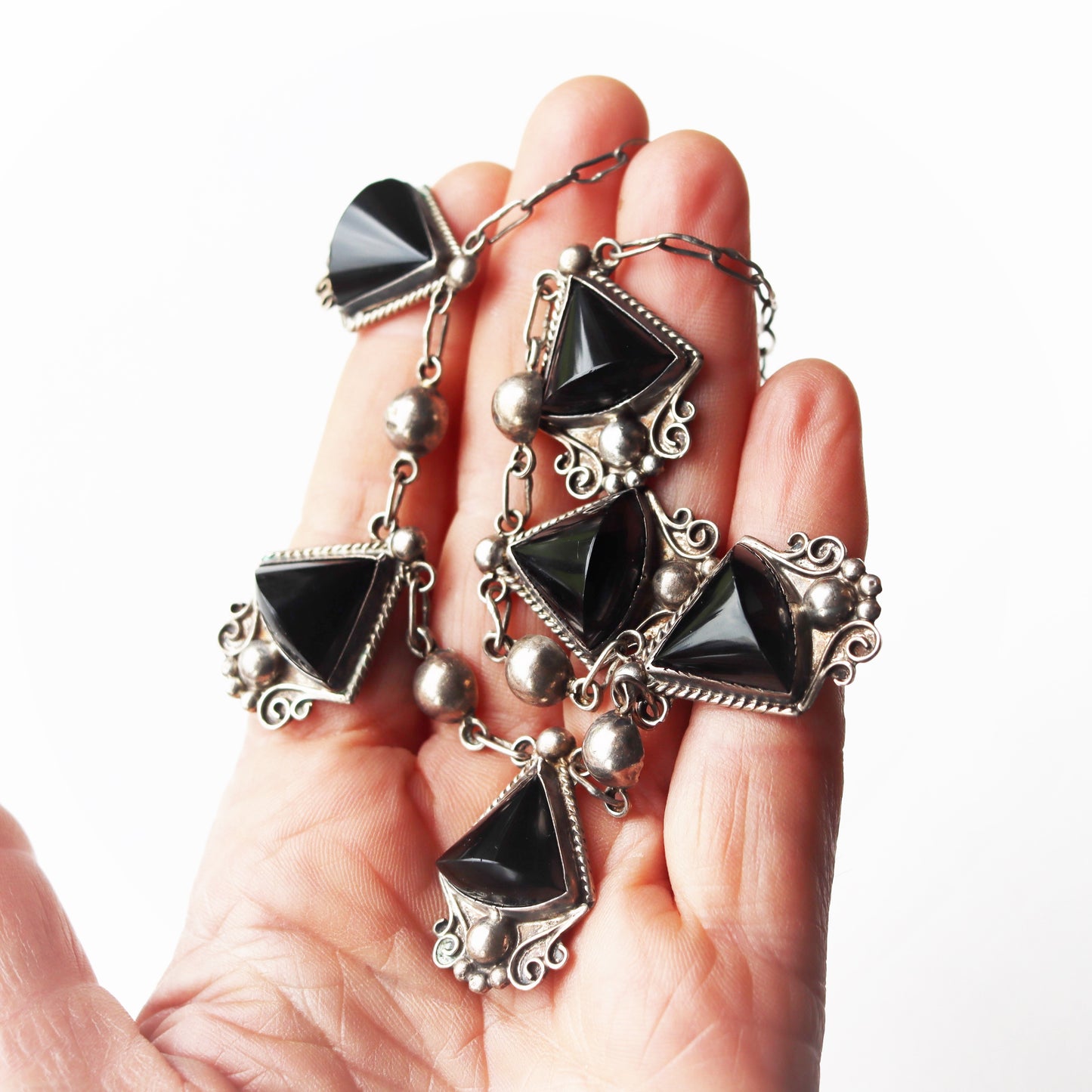 Vintage Mexico Sterling Silver Fancy Cut Black Onyx Pendant Drop Necklace